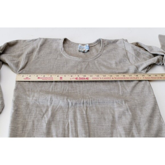 Vintage Snowflakes Tan Wool pullover crew adjustable neck sweater S 40 Moth Hole - Picture 6 of 8